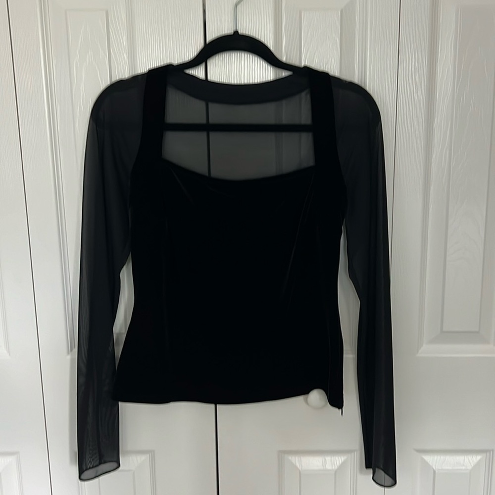 Ladies black velvet top